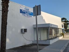 2301 S Andrews Avenue — photo 5