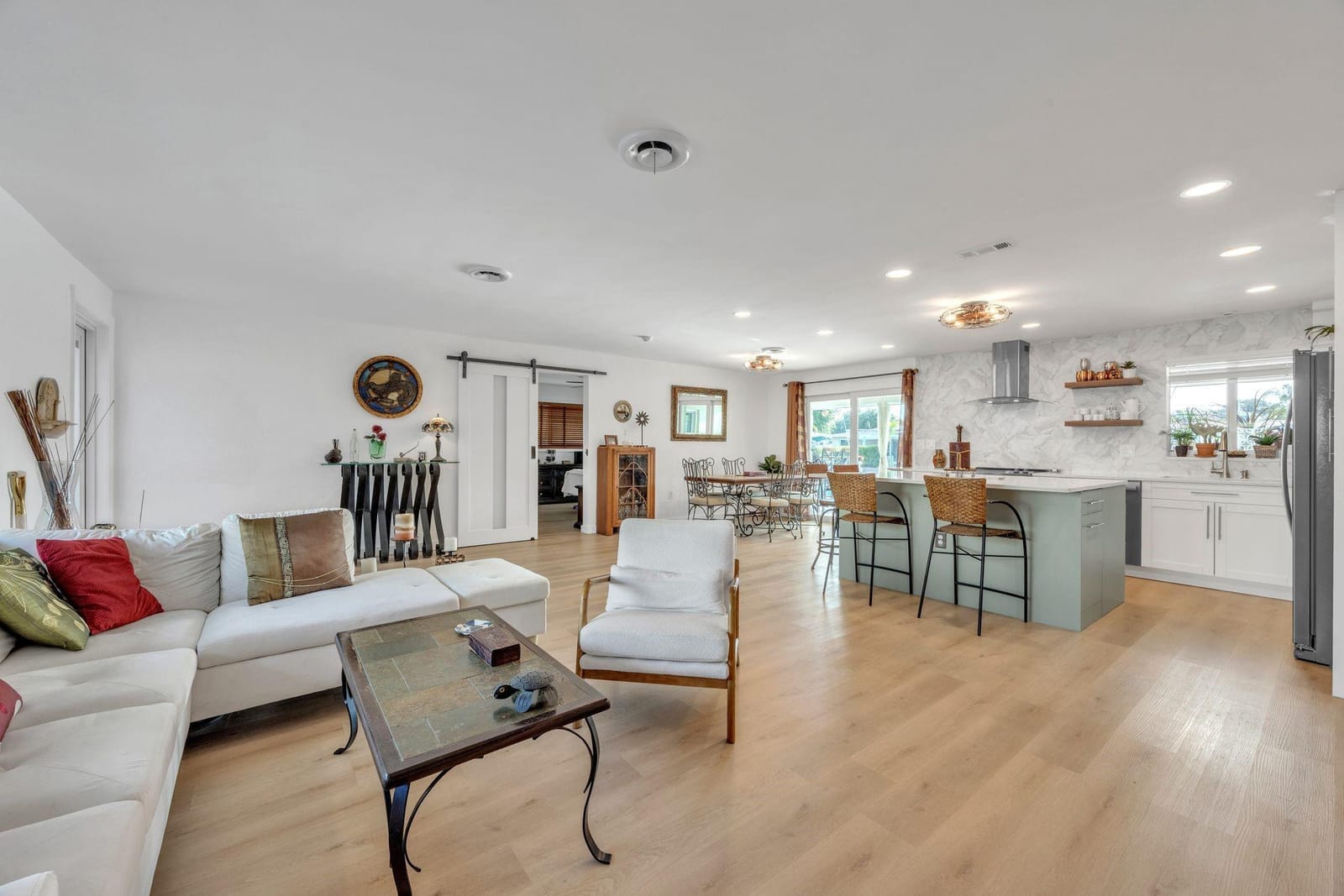 1611 SW 3rd Avenue, Pompano Beach, FL 33060 photo 17