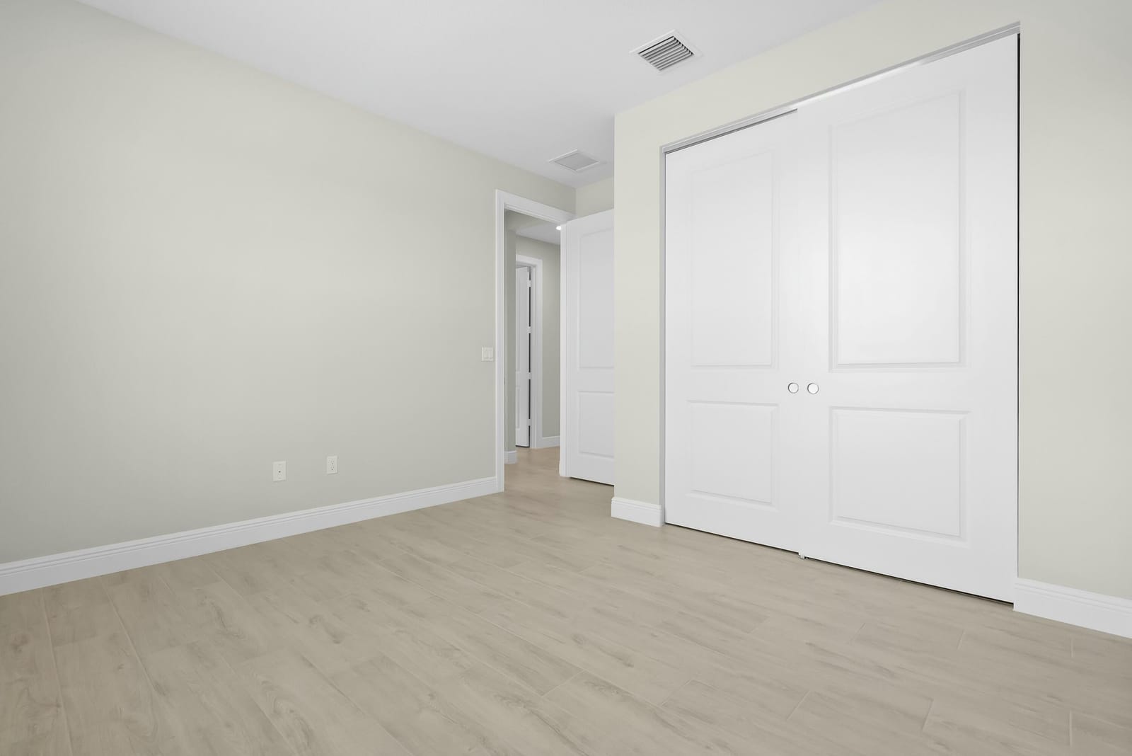 6382 High Pointe Circle, Vero Beach, FL 32967 photo 8