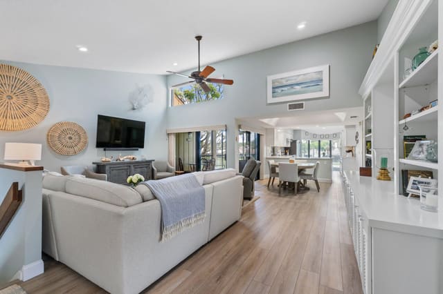 17166 Waterbend Drive 210, sold in Waterbend At Jonathans Landing Condo, Jupiter, FL