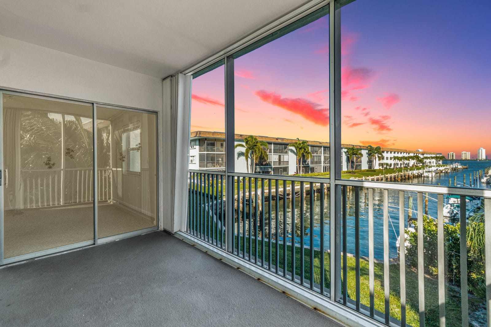 236 Castlewood Drive 208, North Palm Beach, FL 33408