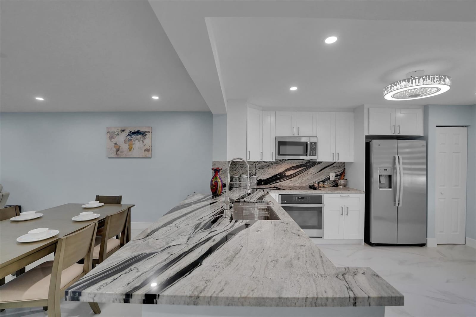901 SW 128th Terrace 106A, Pembroke Pines, FL 33027
