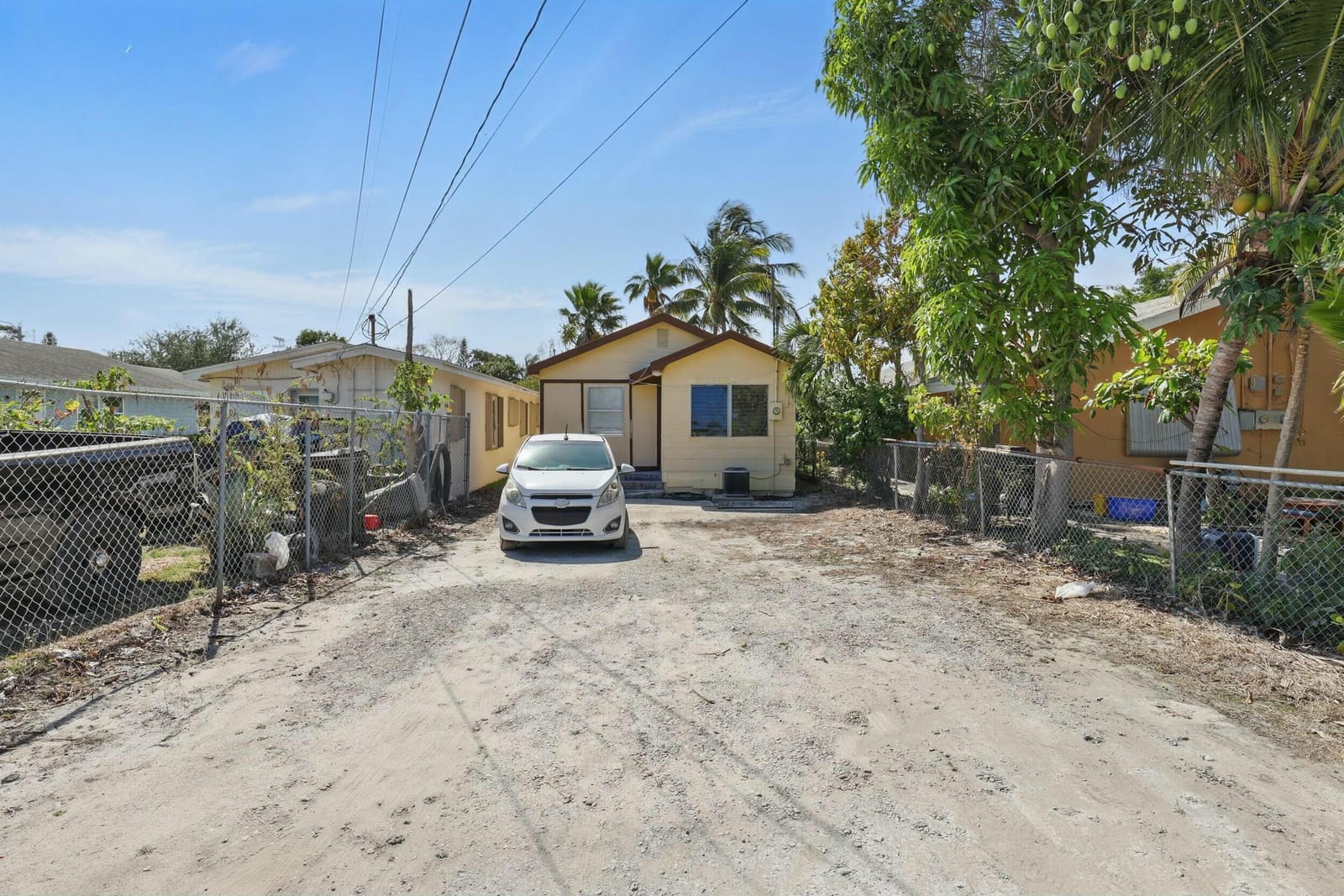 424 S E Street — photo 8
