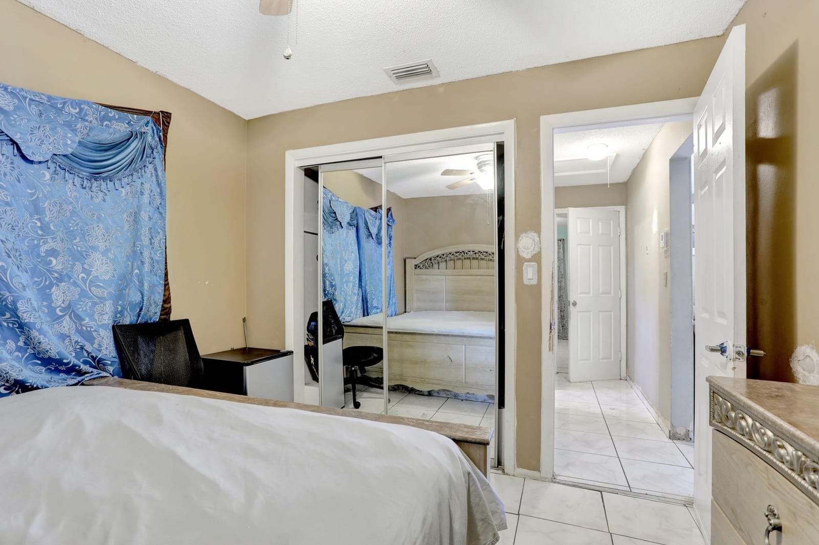 3960 NW 45th Avenue, Lauderdale Lakes, FL 33319 photo 11