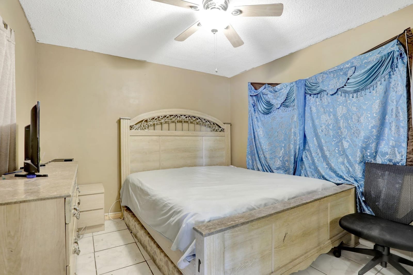 3960 NW 45th Avenue, Lauderdale Lakes, FL 33319 photo 10