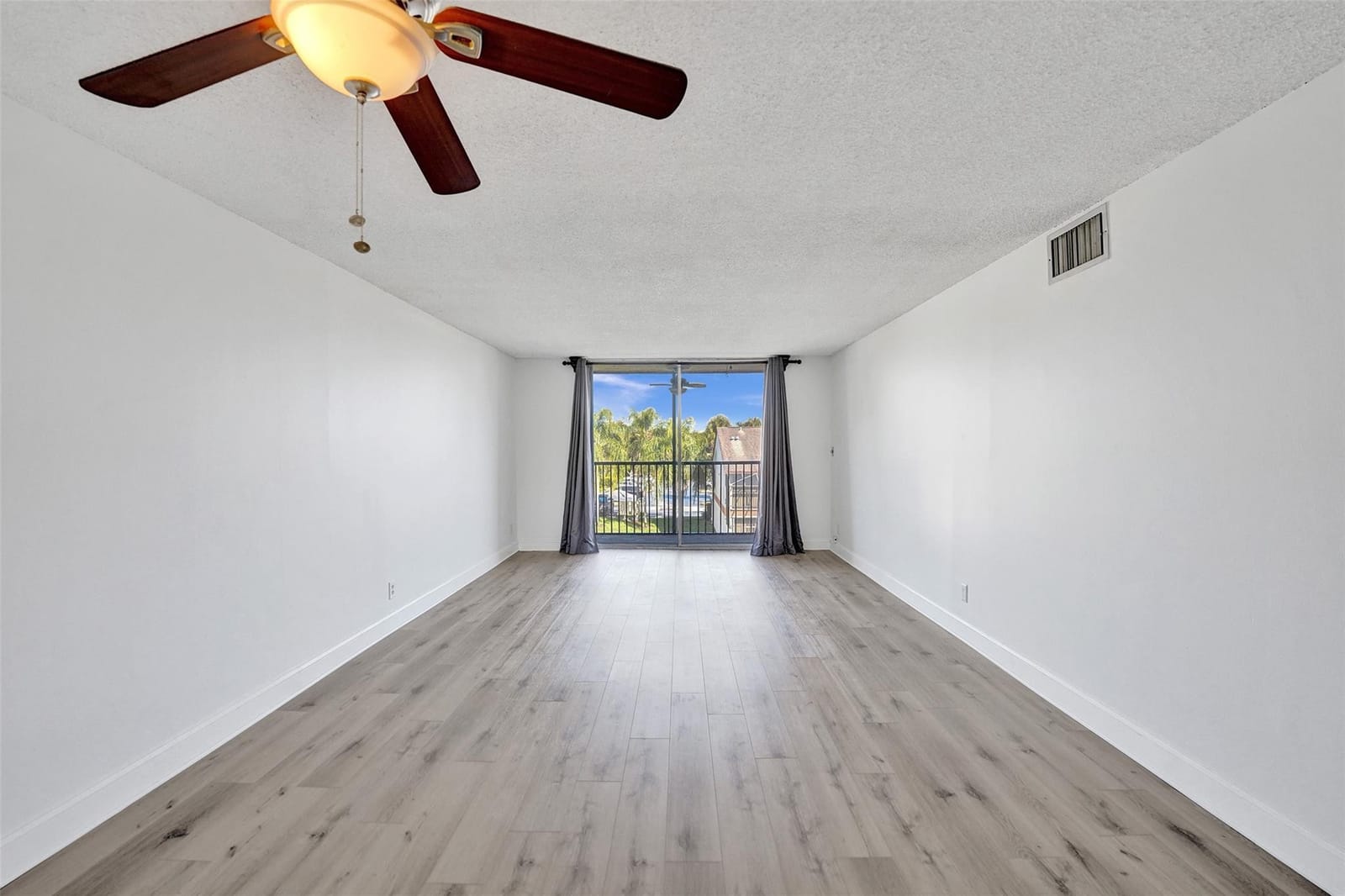 7175 Orange Drive 322 — photo 4