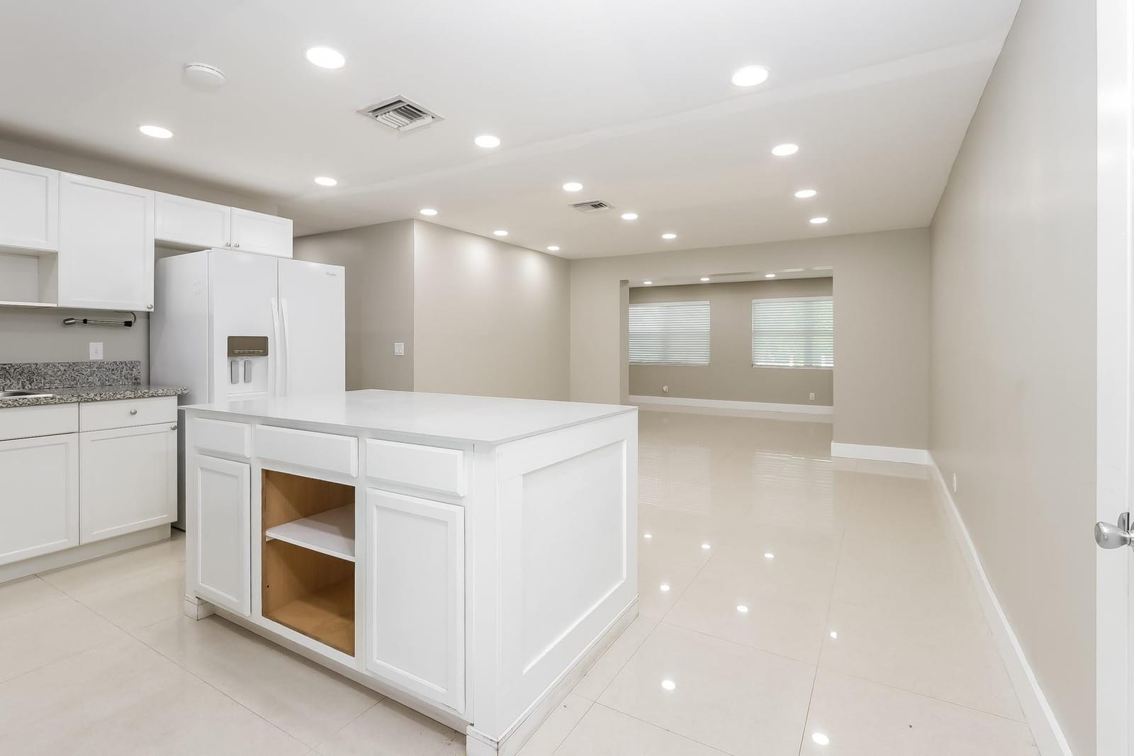 480 Caroline Avenue, West Palm Beach, FL 33413 photo 11