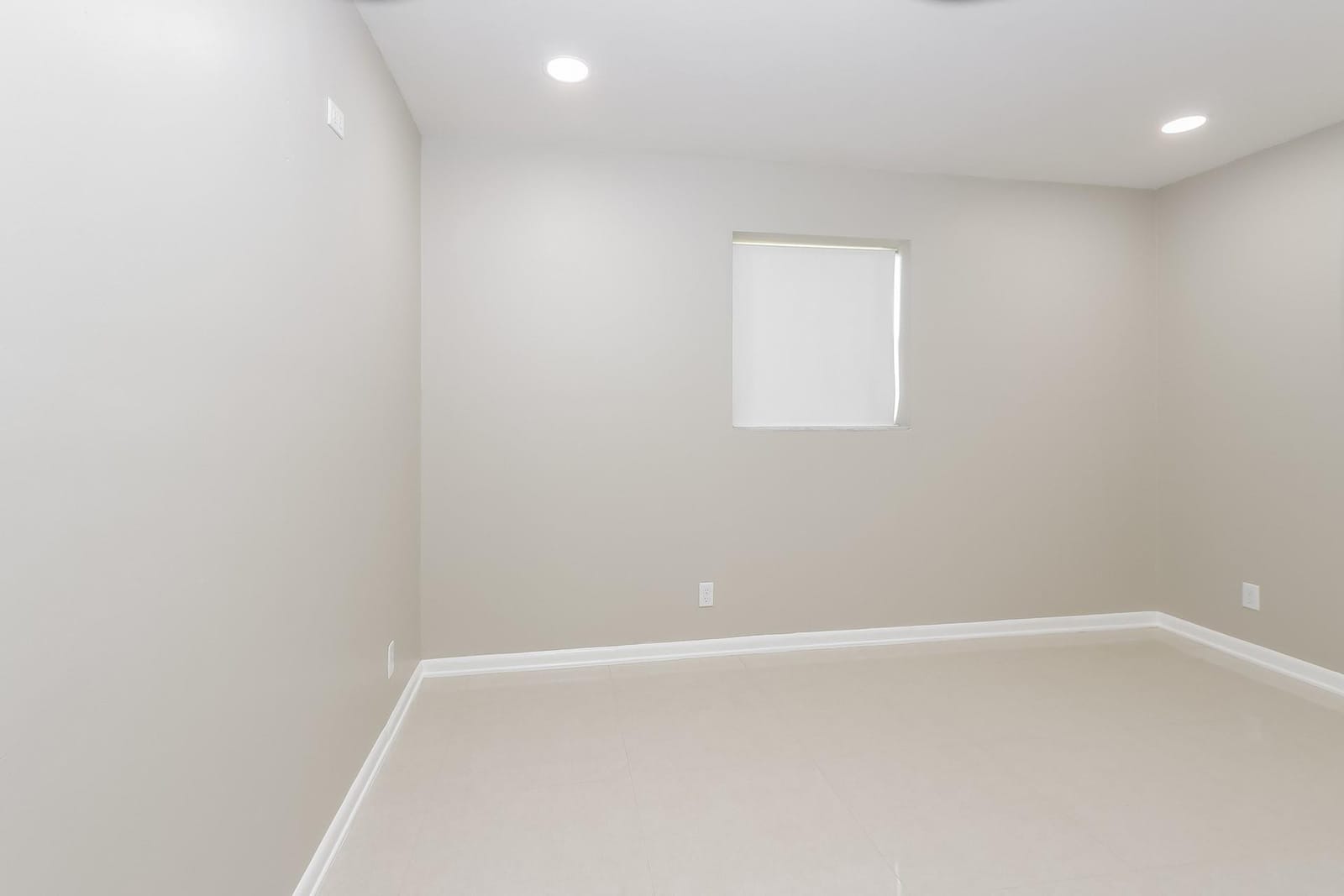 480 Caroline Avenue, West Palm Beach, FL 33413 photo 18