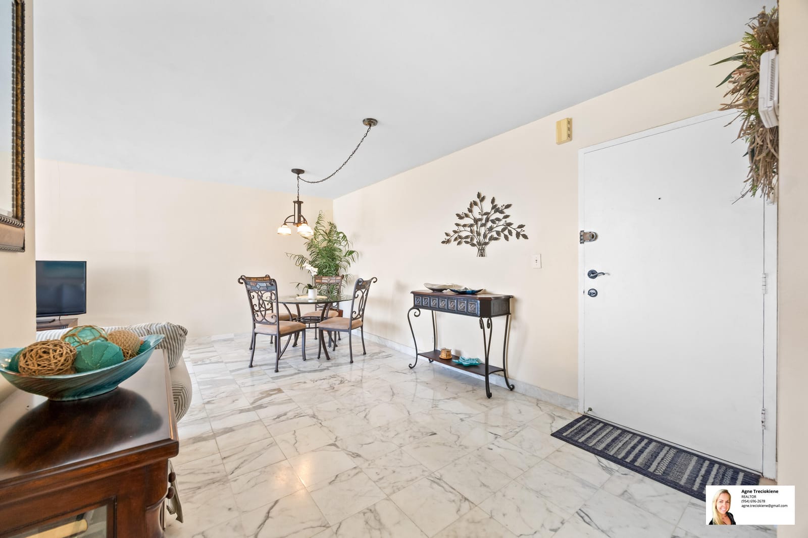 137 Golden Isles Drive 804, Hallandale Beach, FL 33009 photo 13