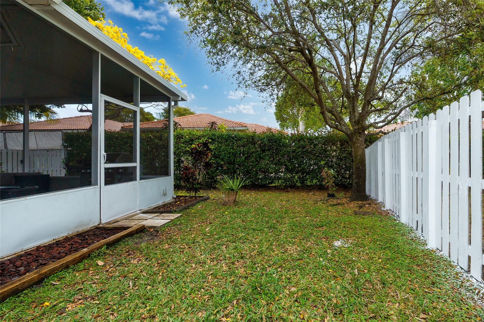 801 NW 130th Avenue, Pembroke Pines, FL 33028 photo 18