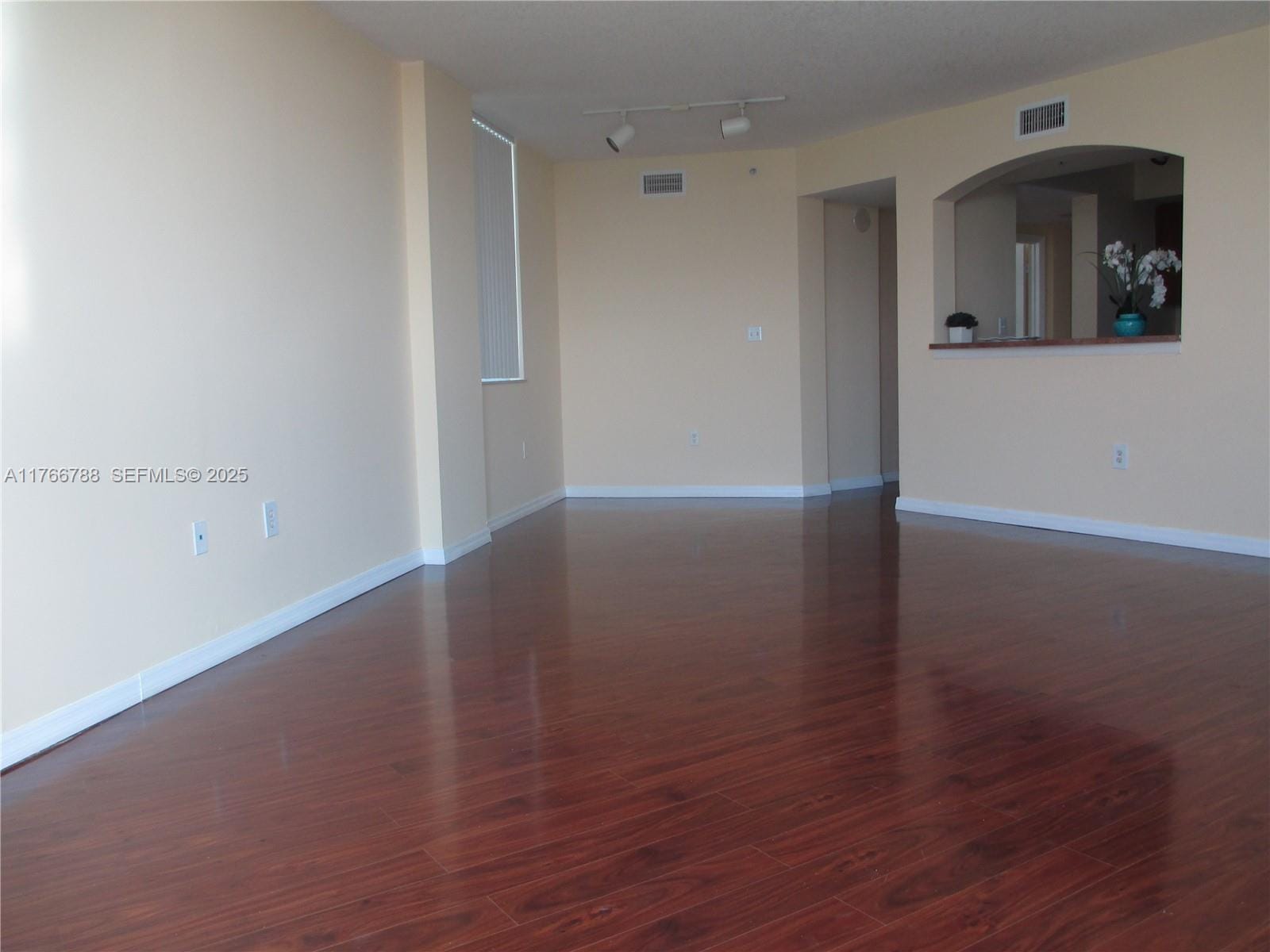 9201 Collins Avenue 1021 — photo 4