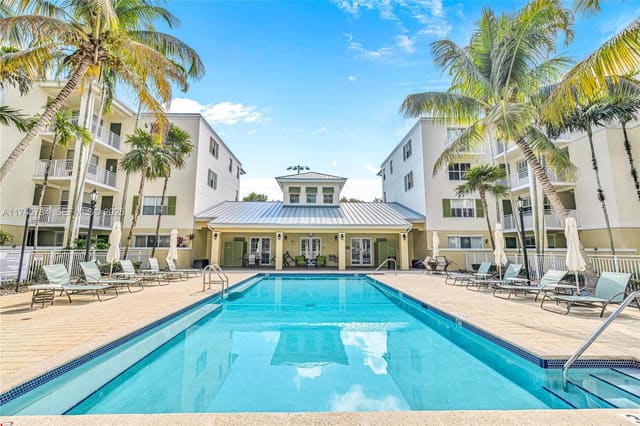 7584 SW 102nd Street 101, sold in The Reserve Of Pinecrest, Pinecrest, FL