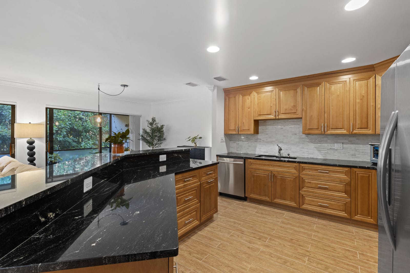 23 Lexington Lane W A — photo 4