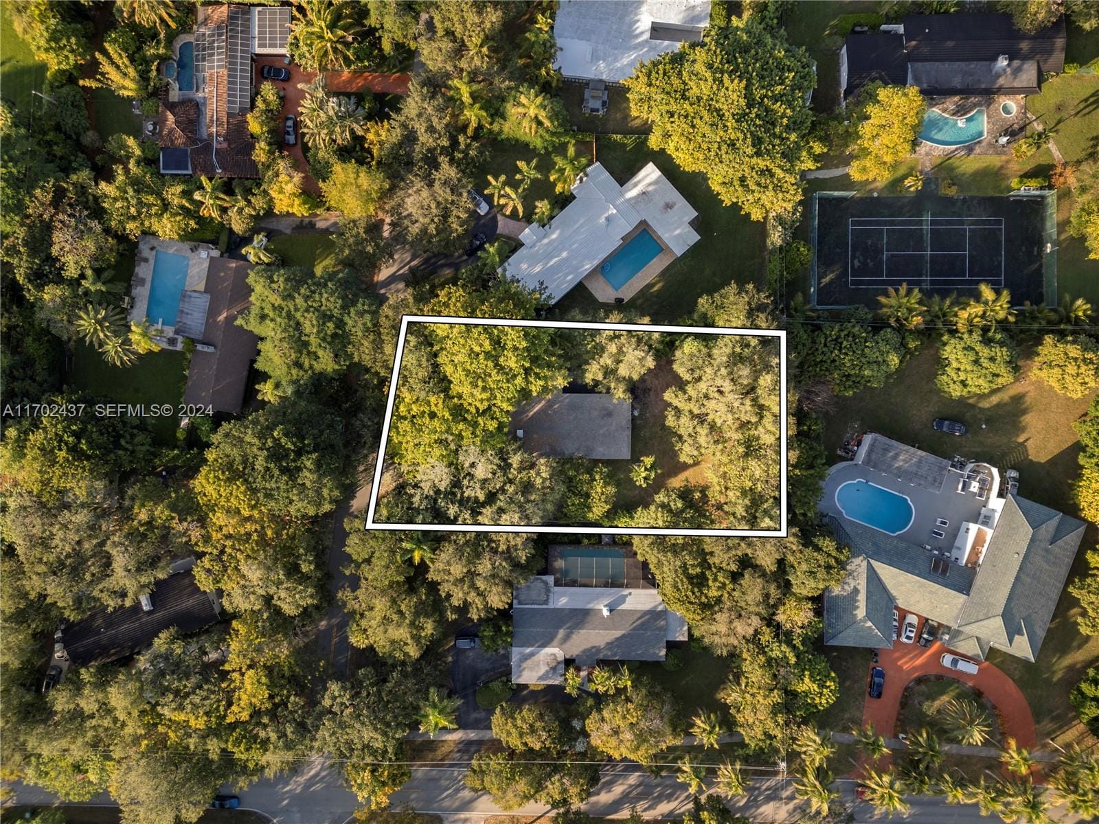 12725 SW 80th Avenue, Pinecrest, FL 33156 photo 15