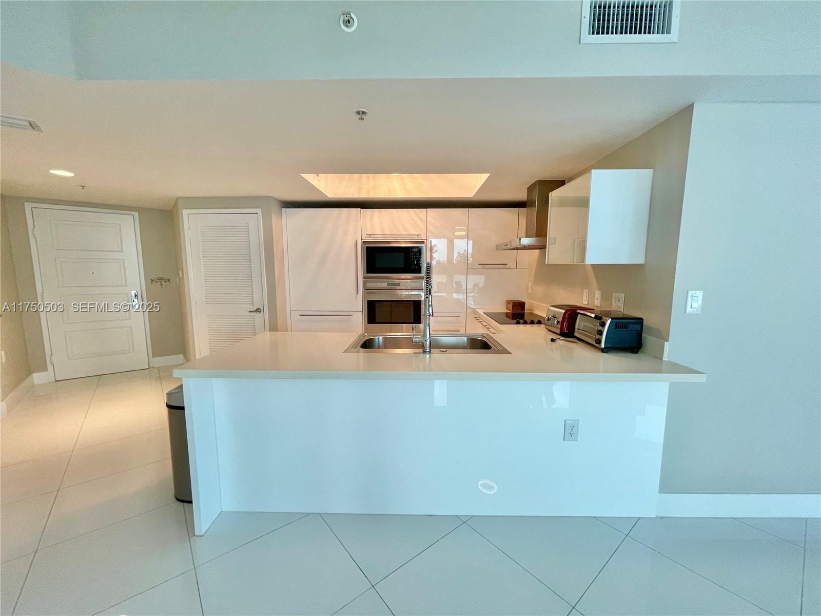 150 Sunny Isles Boulevard 1-501 — photo 11