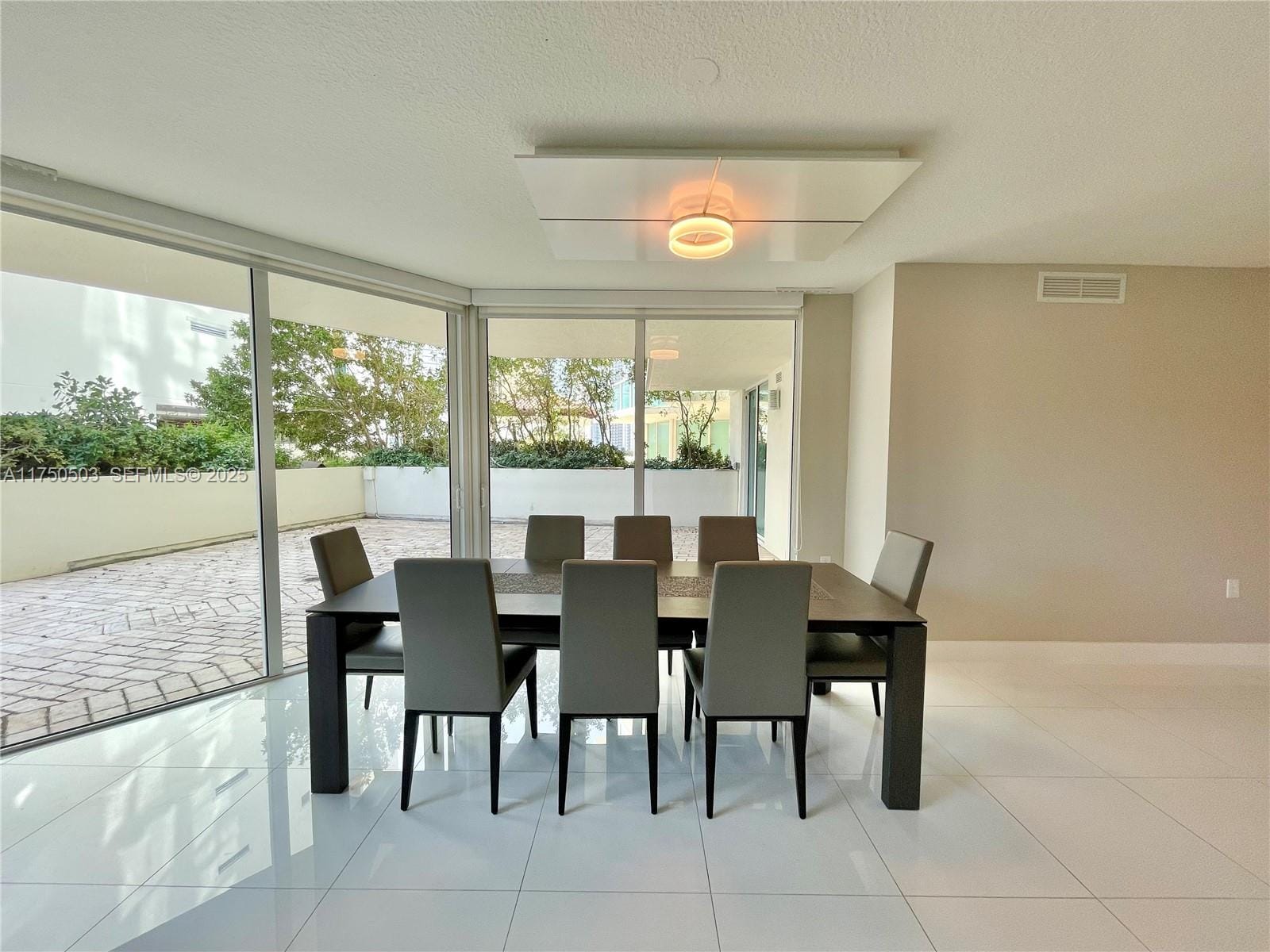 150 Sunny Isles Boulevard 1-501, Sunny Isles Beach, FL 33160 photo 14