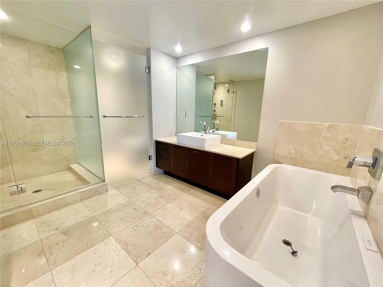 150 Sunny Isles Boulevard 1-501, Sunny Isles Beach, FL 33160 photo 19