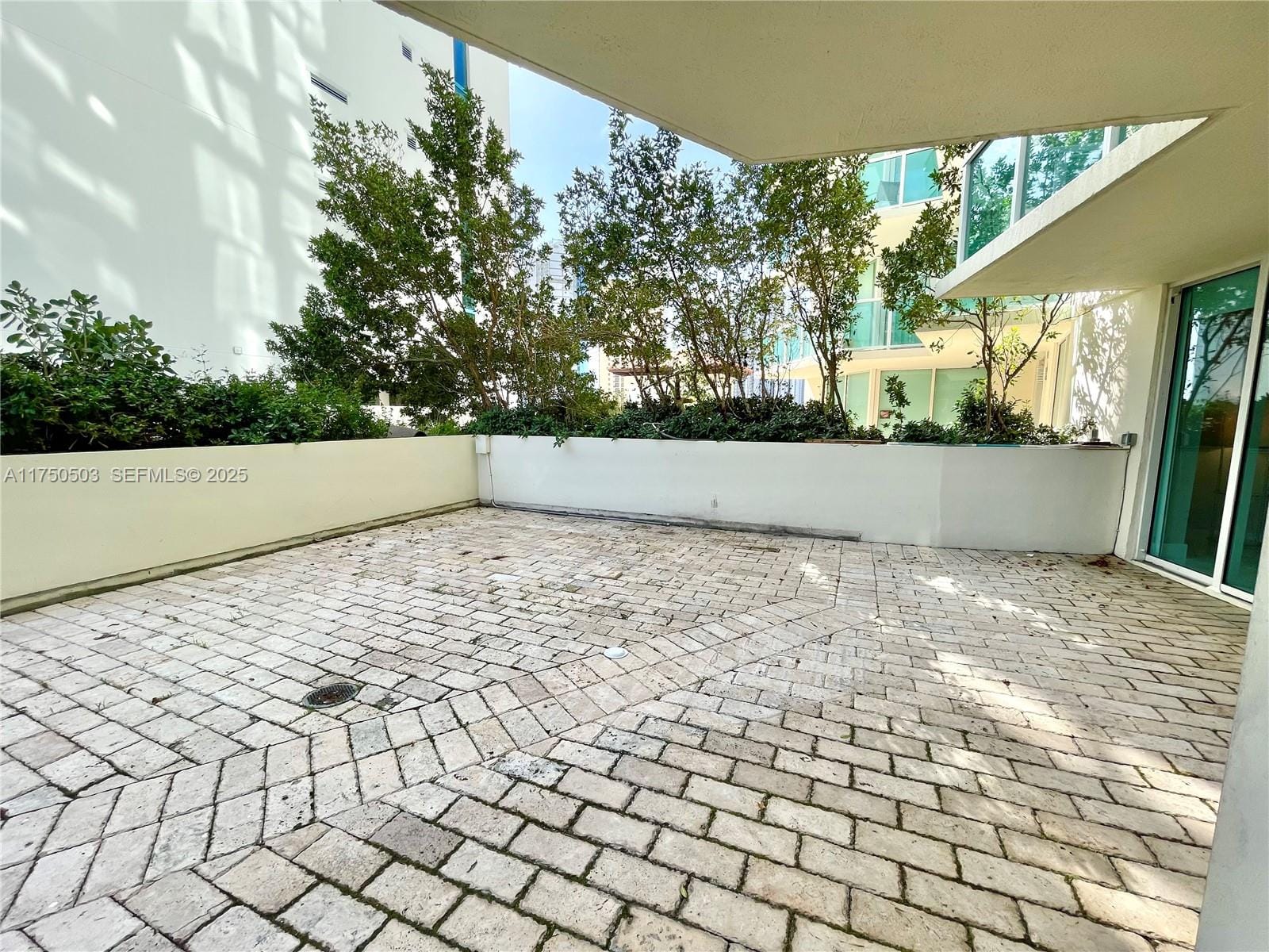 150 Sunny Isles Boulevard 1-501, Sunny Isles Beach, FL 33160 photo 22