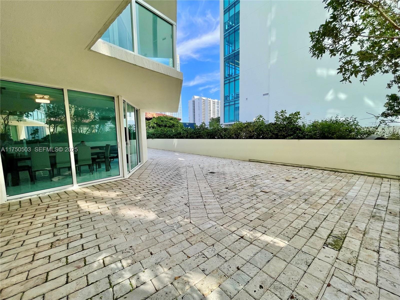 150 Sunny Isles Boulevard 1-501, Sunny Isles Beach, FL 33160 photo 23