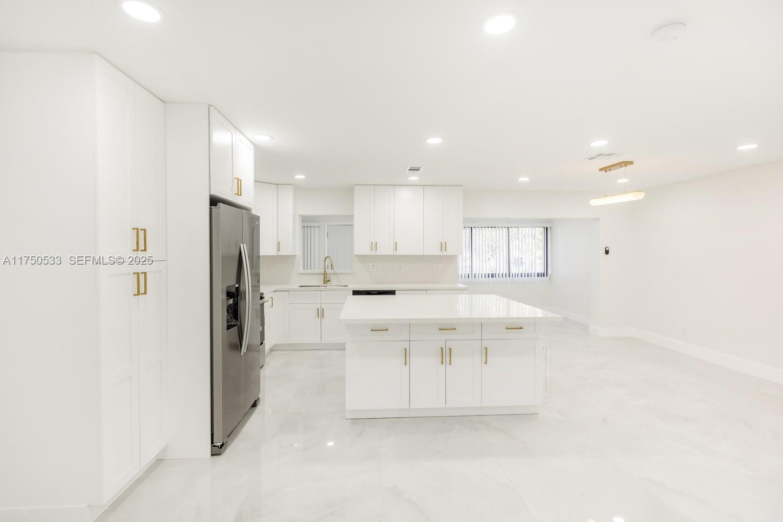 2807 NW 9th Street, Fort Lauderdale, FL 33311 photo 7