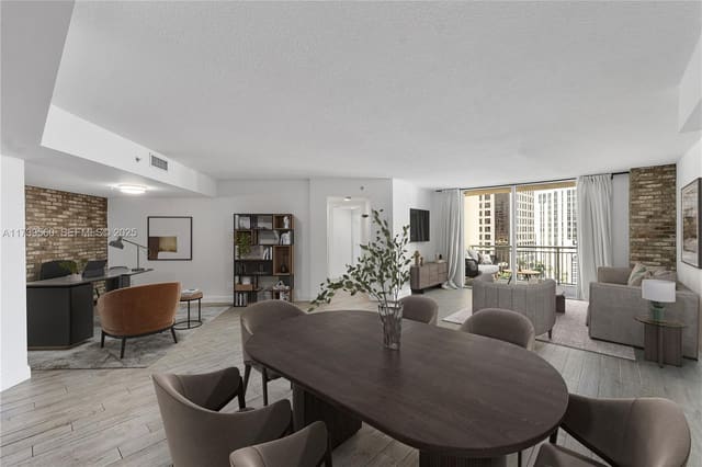 9055 SW 73rd Court 906, Miami, FL 33156