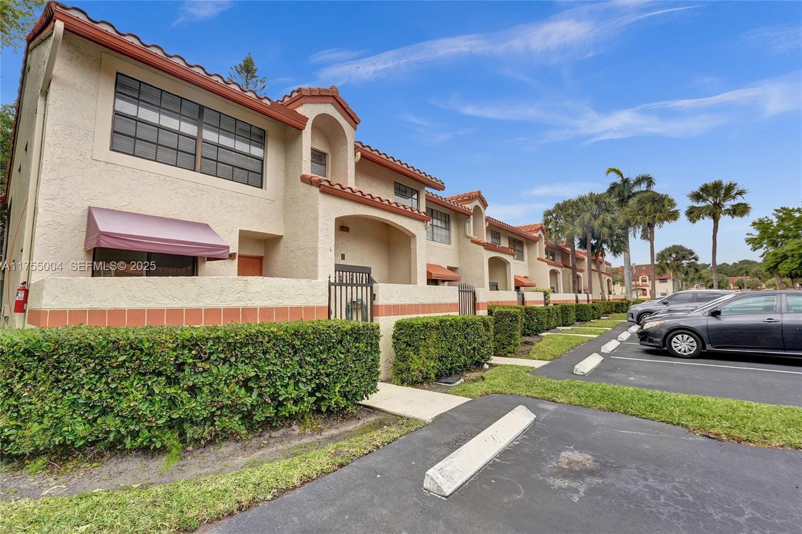 1101 Congressional Way 1101, Deerfield Beach, FL 33442 photo 2