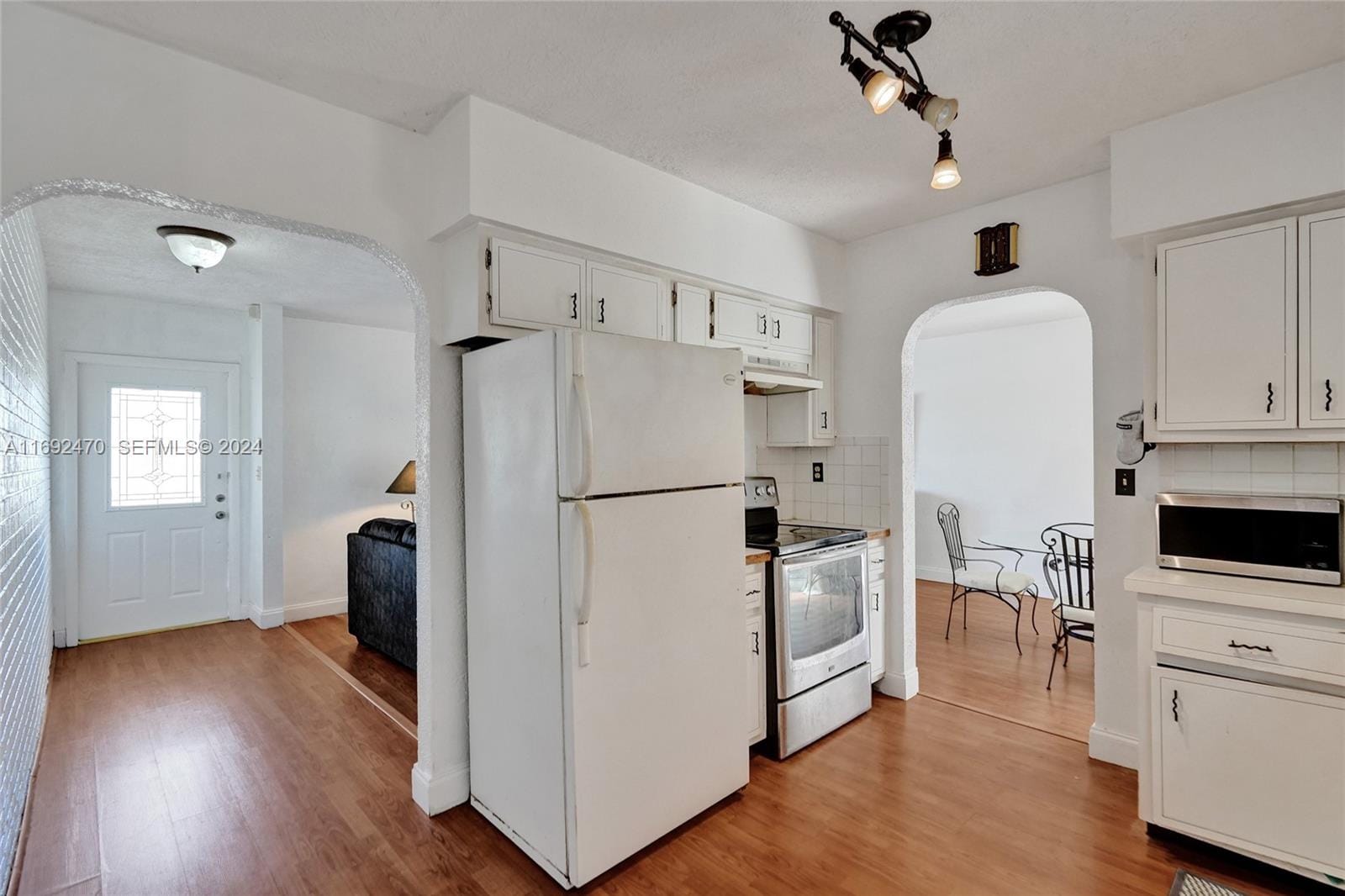 3450 NW 43rd Place, Lauderdale Lakes, FL 33309 photo 16