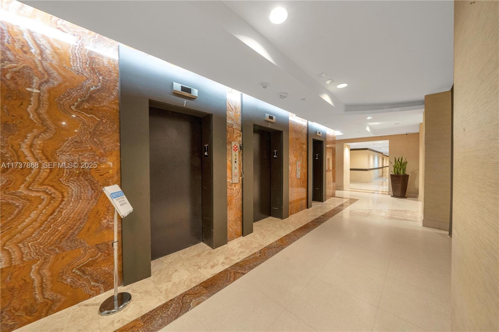 2555 Collins Avenue 2404, Miami Beach, FL 33140 photo 17