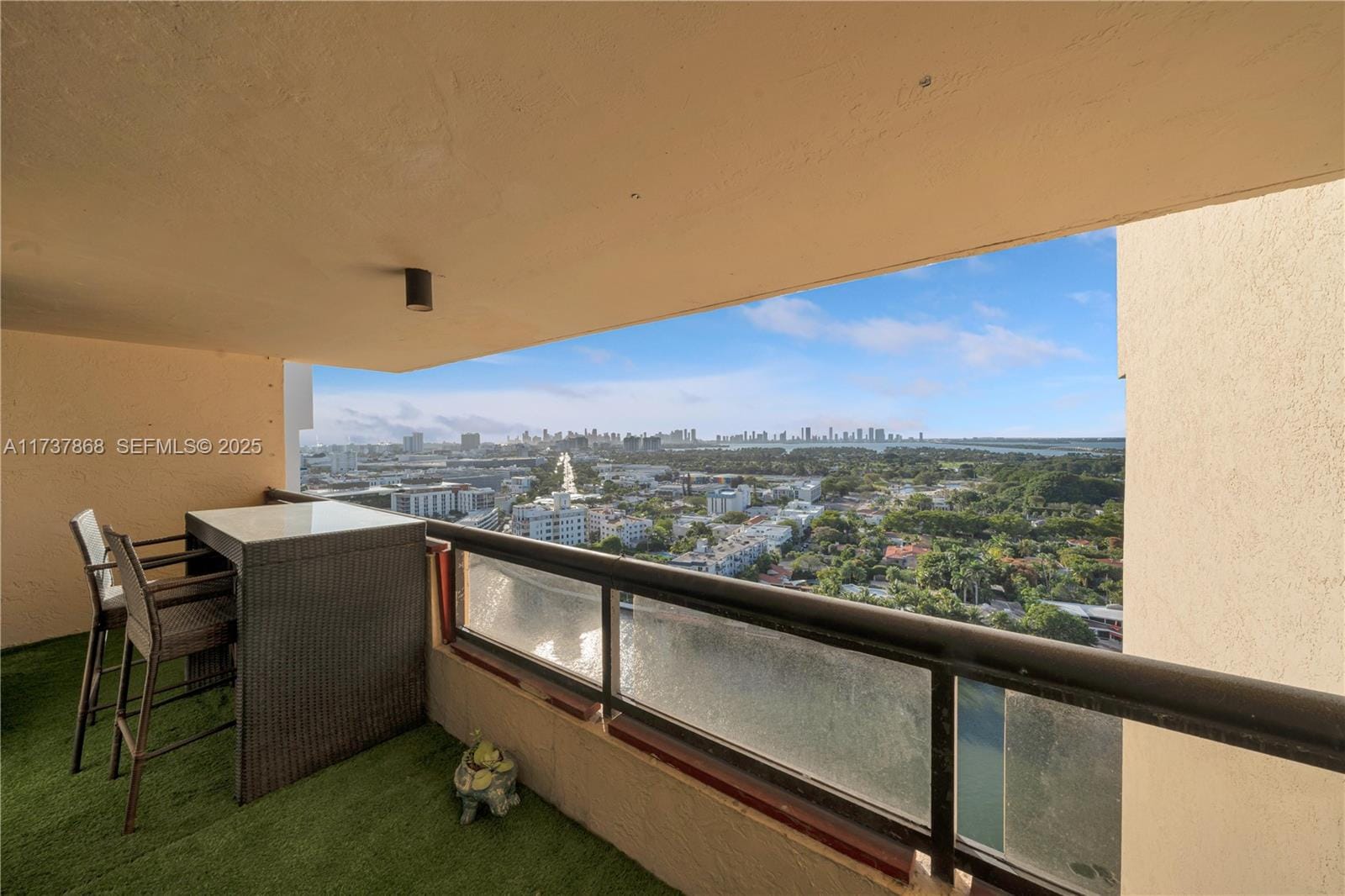 2555 Collins Avenue 2404, Miami Beach, FL 33140 photo 25