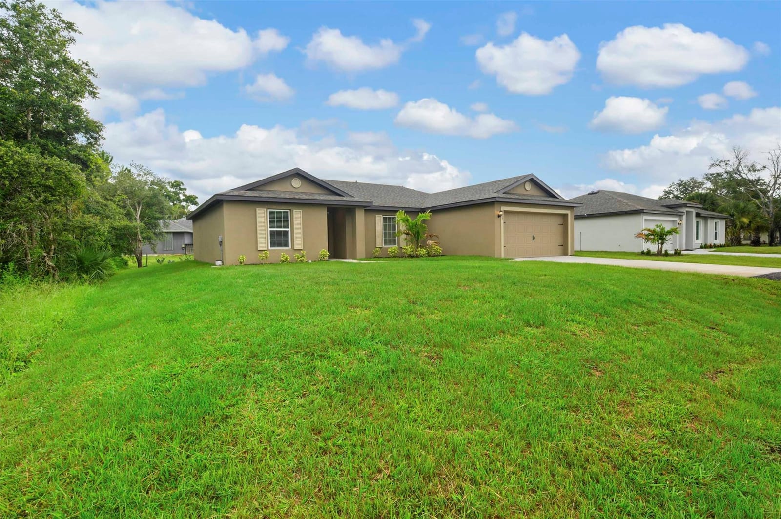 8855 W 98th Avenue, Vero Beach, FL 32967
