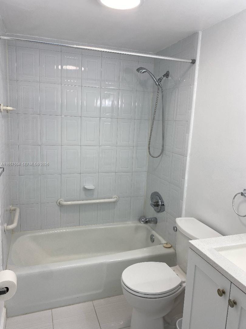 400 Kings Point Drive 328, Sunny Isles Beach, FL 33160 photo 21