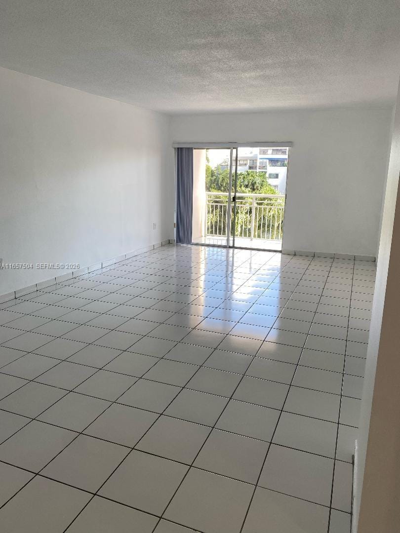 400 Kings Point Drive 328, Sunny Isles Beach, FL 33160 photo 22