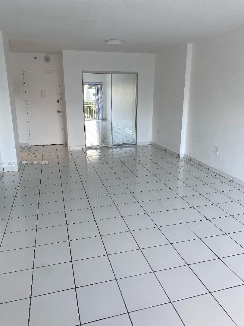 400 Kings Point Drive 328, Sunny Isles Beach, FL 33160 photo 23