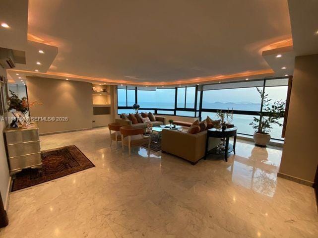 400 Kings Point Drive 328 — photo 4