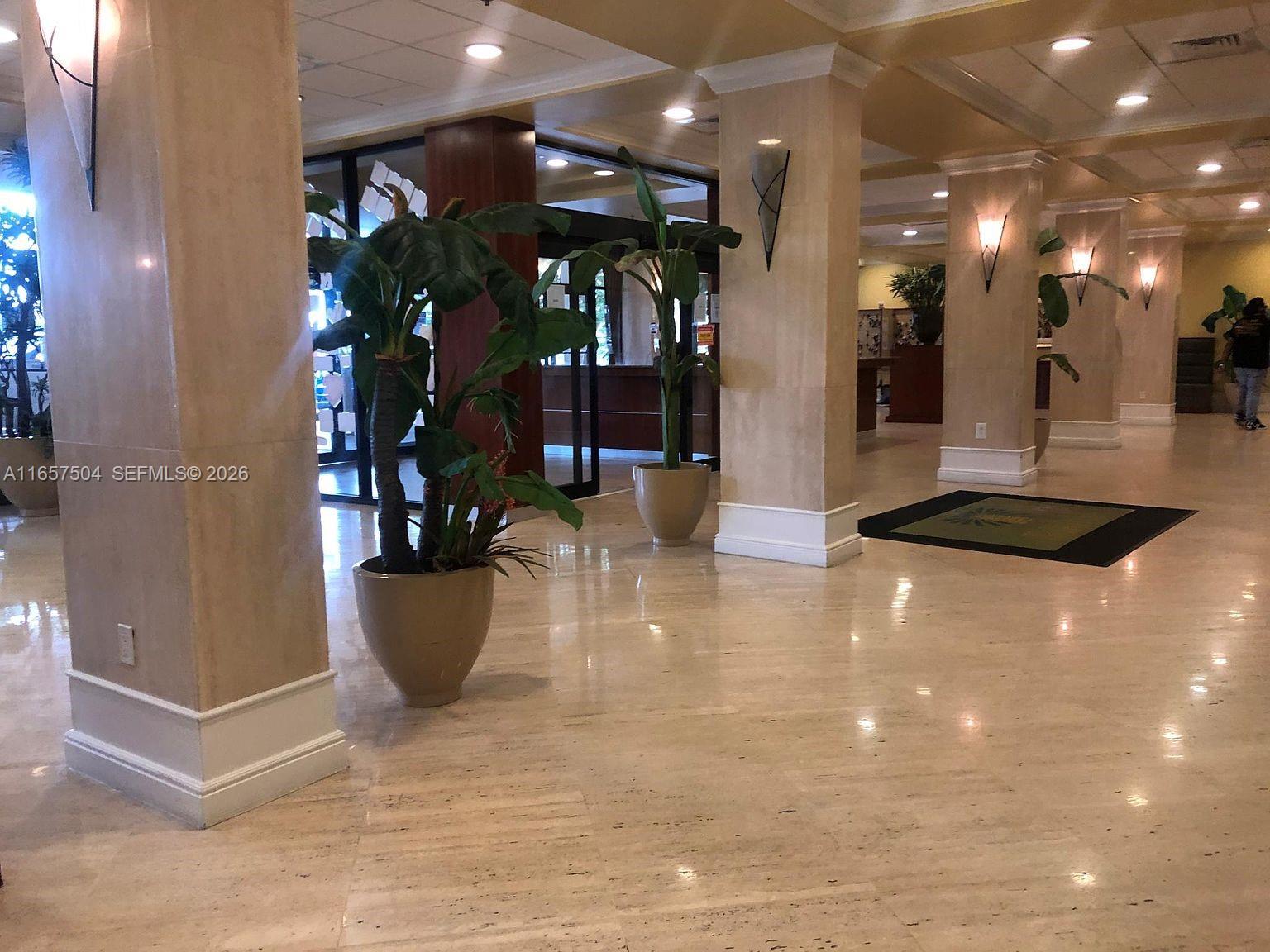 400 Kings Point Drive 328, Sunny Isles Beach, FL 33160, Sunny Isles Beach