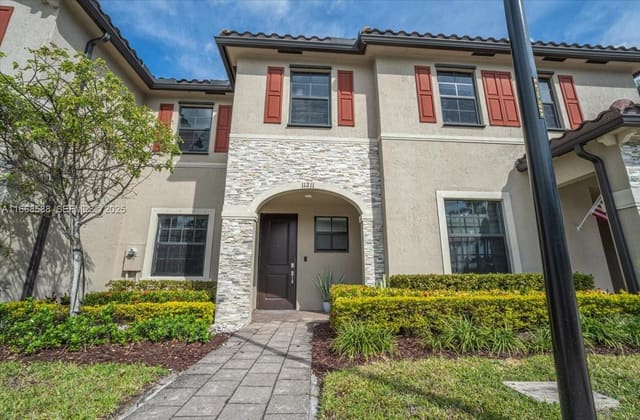 11211 SW 249th Street, Homestead, FL 33032