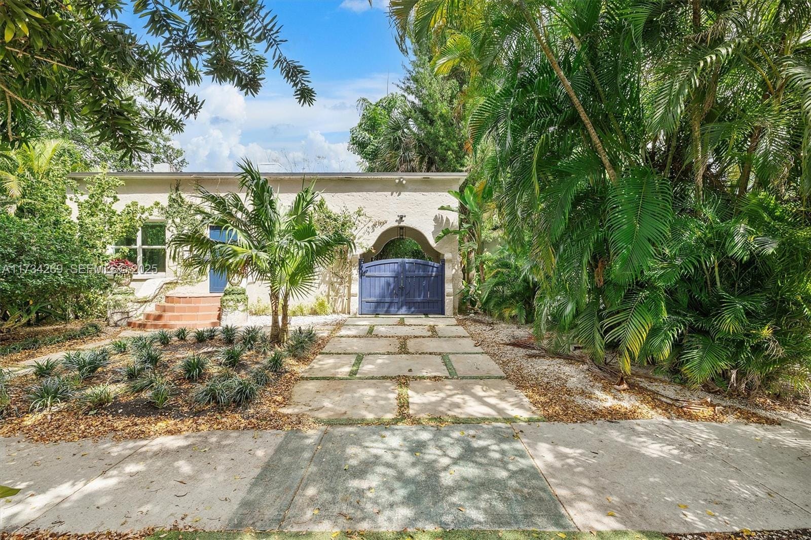 203 NE 90th Street, El Portal, FL 33138 photo 15