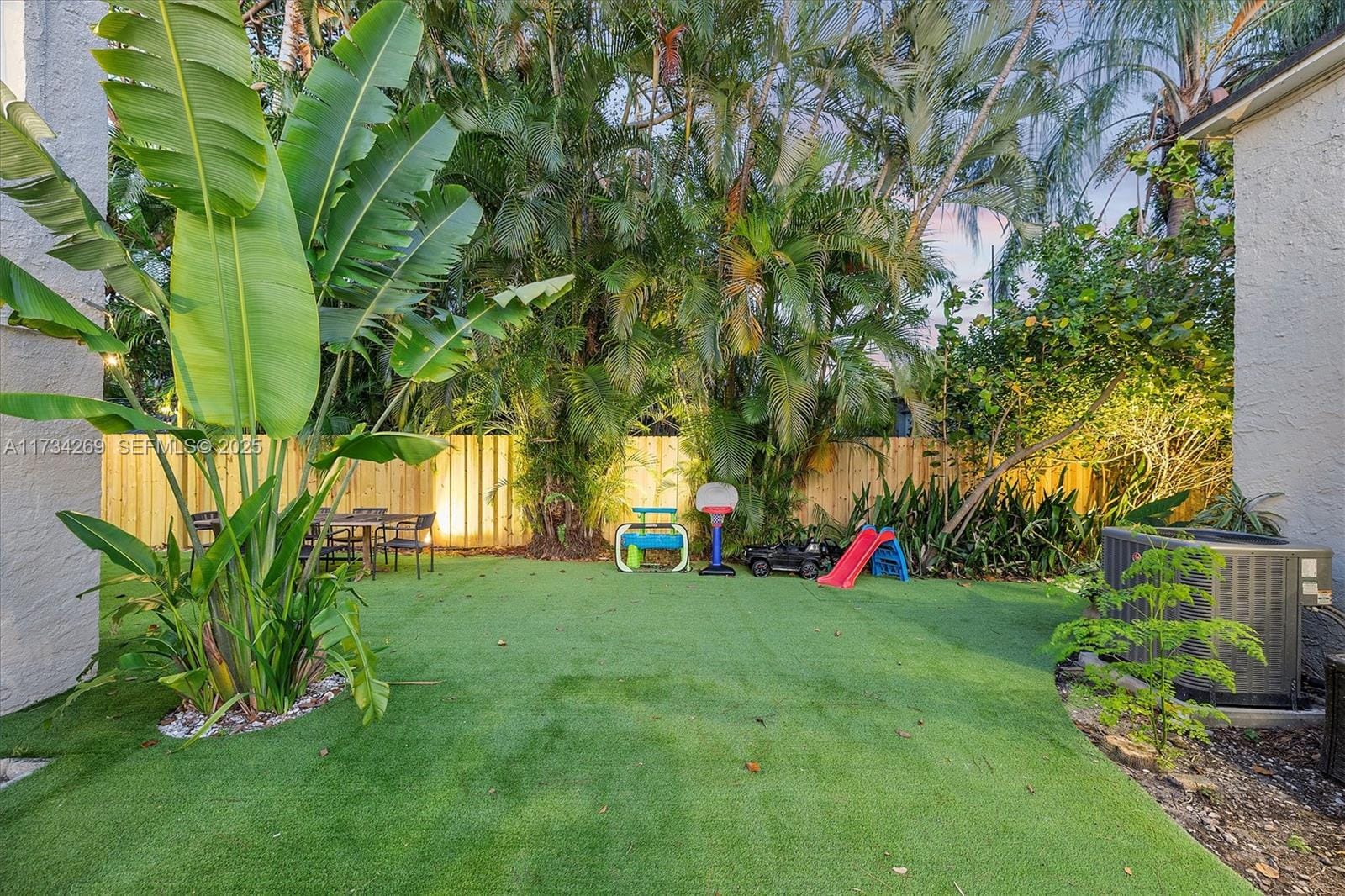 203 NE 90th Street, El Portal, FL 33138 photo 8