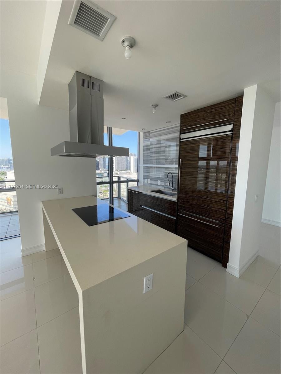 1100 Biscayne Boulevard 1906, Miami, FL 33132 photo 17