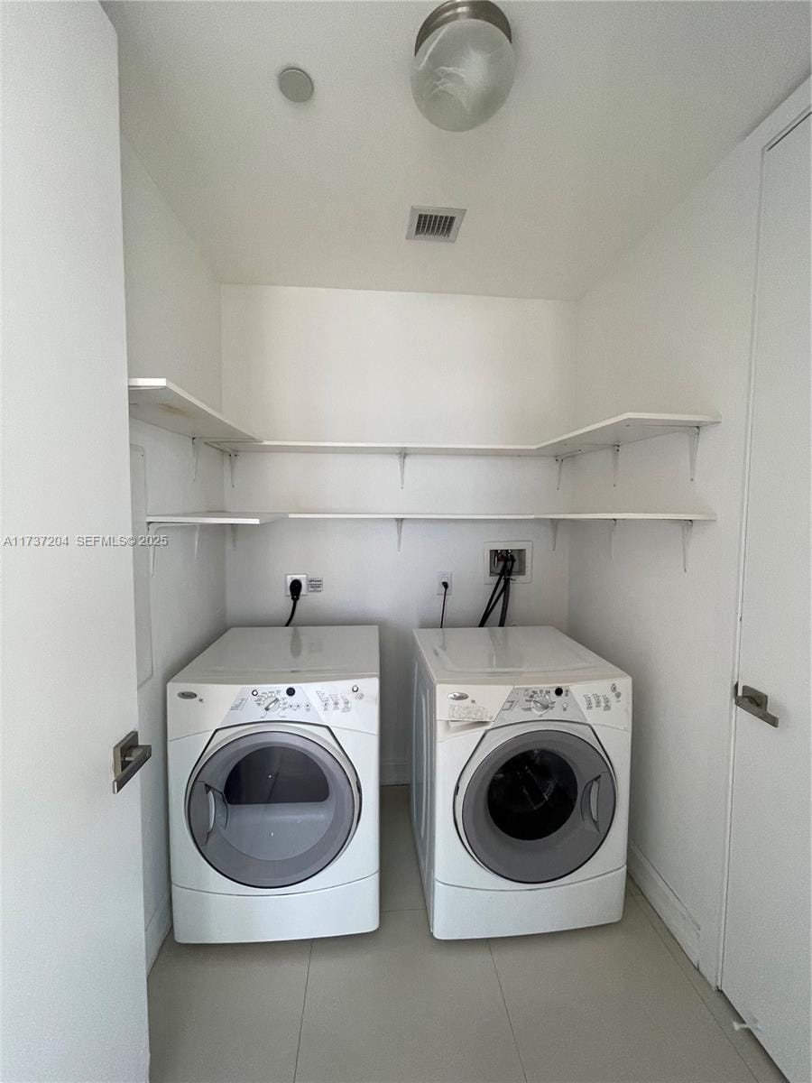 1100 Biscayne Boulevard 1906, Miami, FL 33132 photo 19