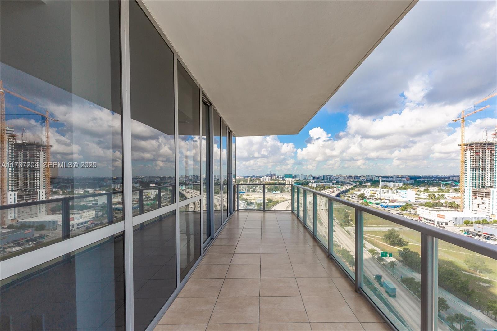 1100 Biscayne Boulevard 1906, Miami, FL 33132 photo 4