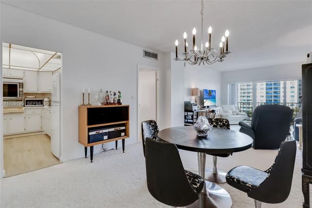 500 Bayview Drive 517, Sunny Isles Beach, FL 33160