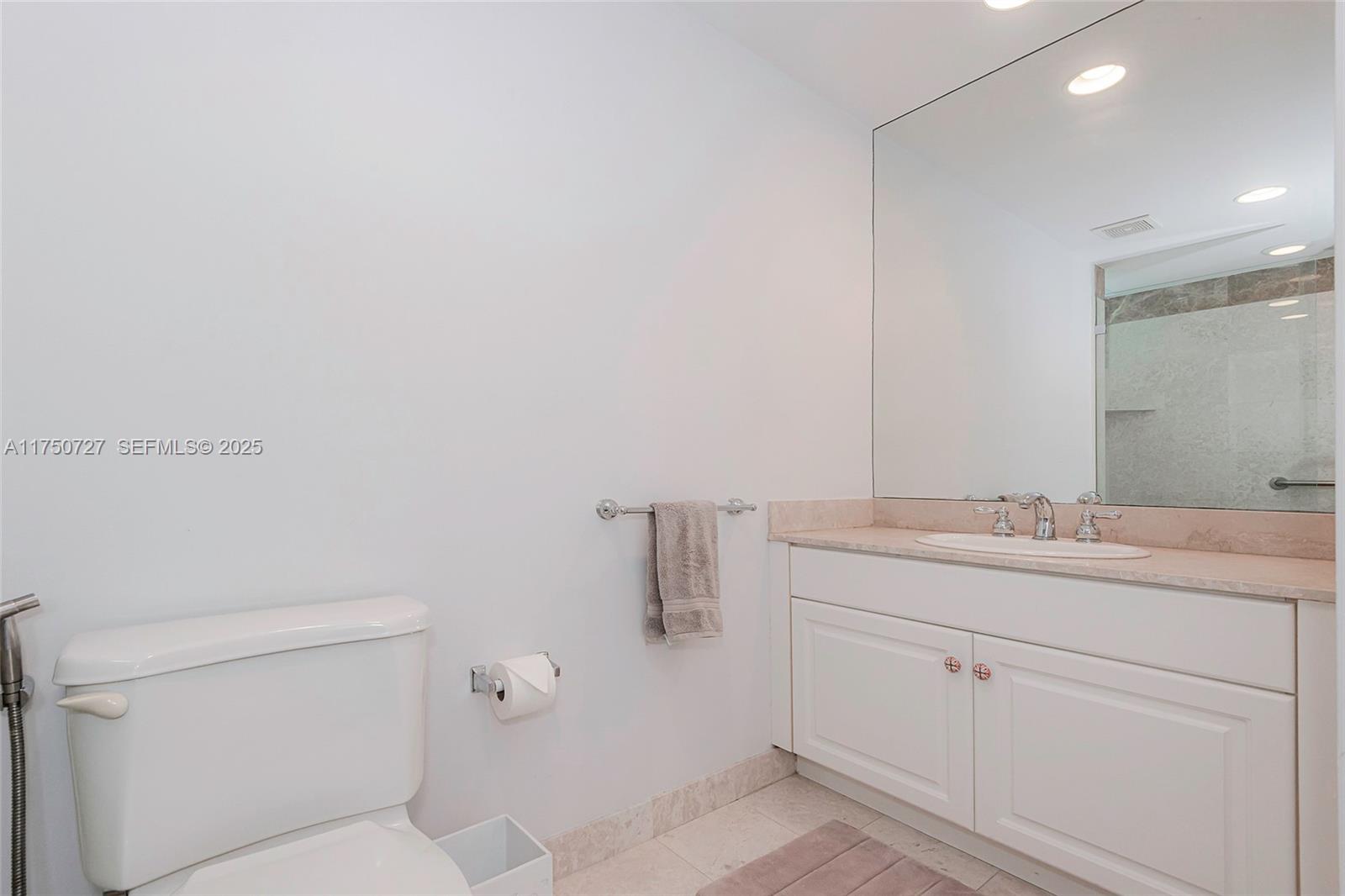 3370 Hidden Bay Drive 906, Aventura, FL 33180 photo 24