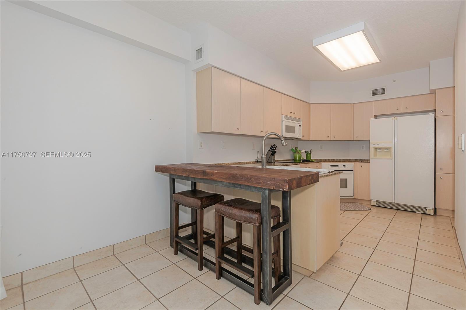 3370 Hidden Bay Drive 906 — photo 7