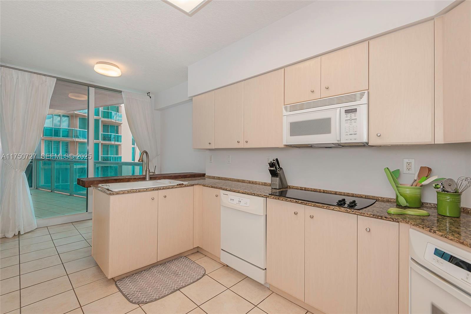 3370 Hidden Bay Drive 906 — photo 10