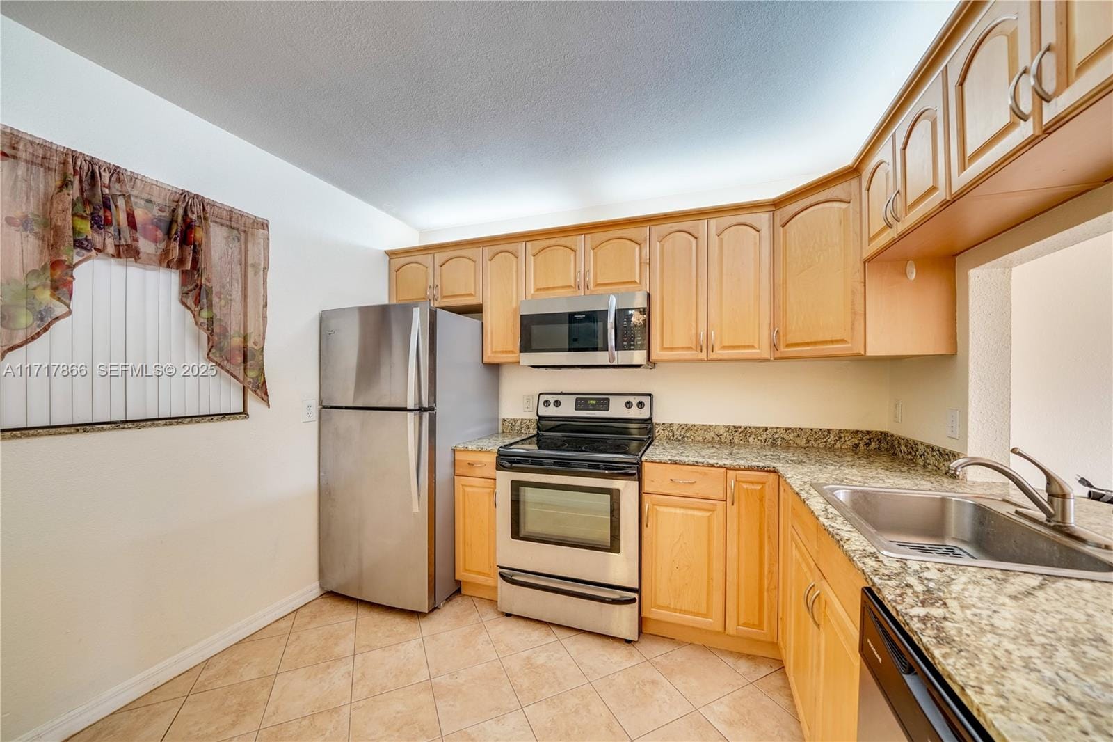 3905 N Nob Hill Road 106, Sunrise, FL 33351 photo 2