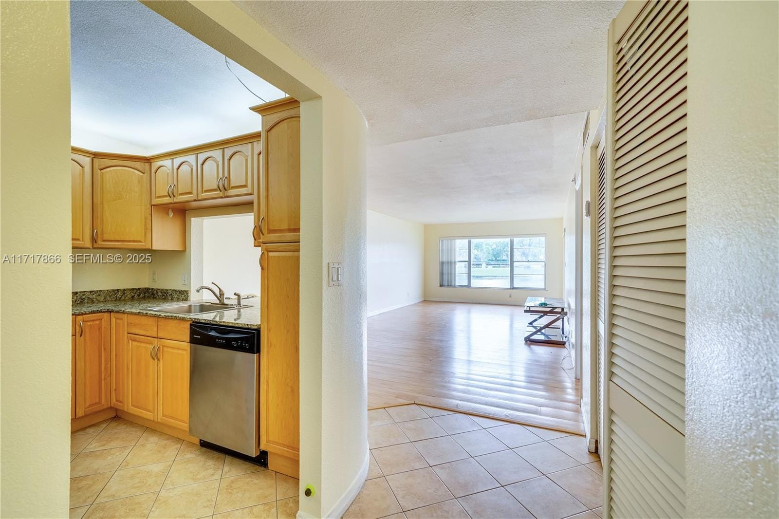 3905 N Nob Hill Road 106, Sunrise, FL 33351 photo 3