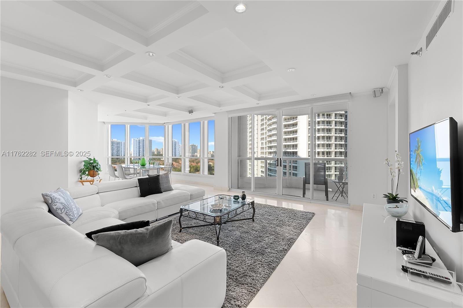 21150 Point Place 1102 — photo 3