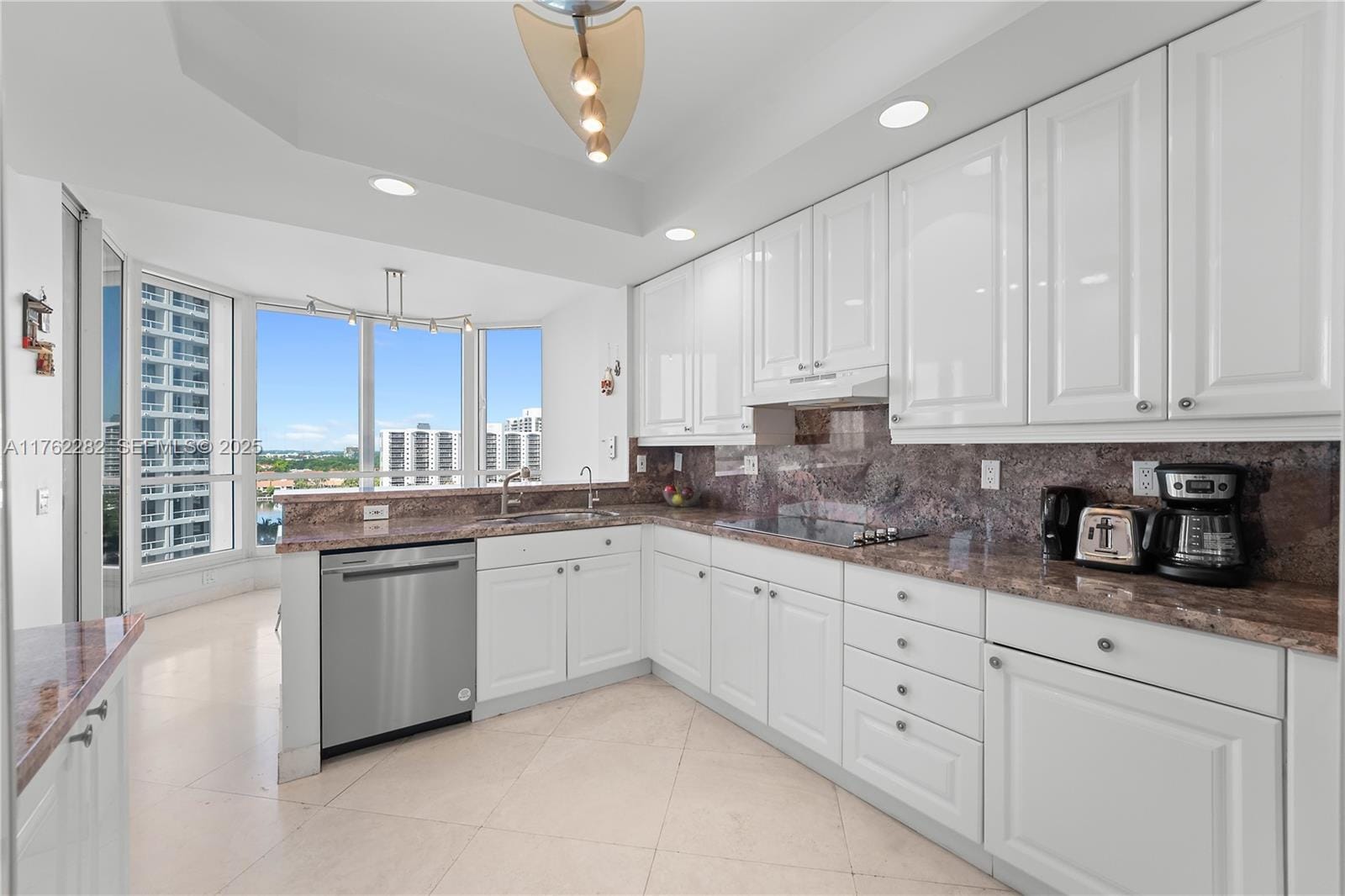 21150 Point Place 1102, Aventura, FL 33180 photo 23