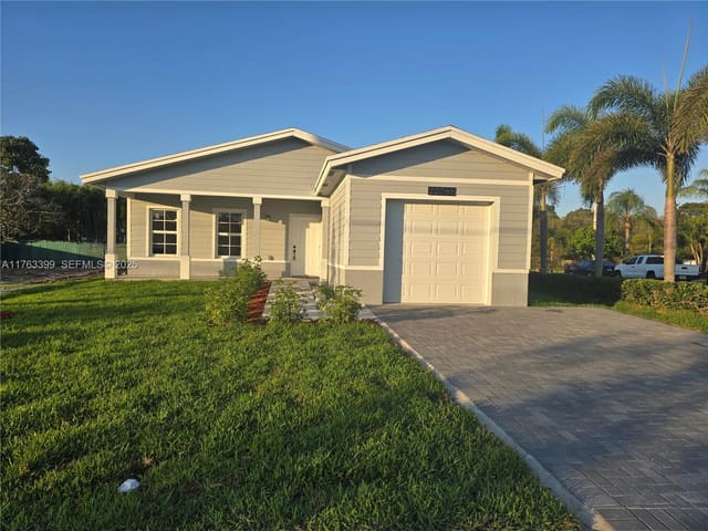 22066 Miami Avenue, sold in Goulds
